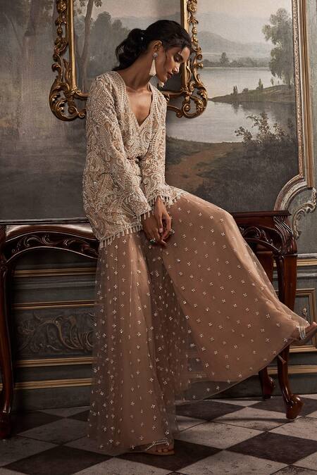 Buy_Studio22 By Pulkita Arora Bajaj_Beige Net Embroidery, Tassels V-neck Valeria Kurta Set _Online_at_Aza_Fashions