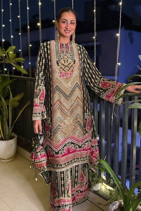 Surkh Syahi Naaz Velvet A-Line Kurta & Palazzo Set