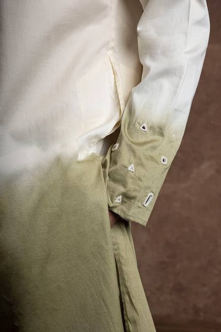 Buy_Vaani Beswal_White Cotton Mirrors Ombre Work Kurta 