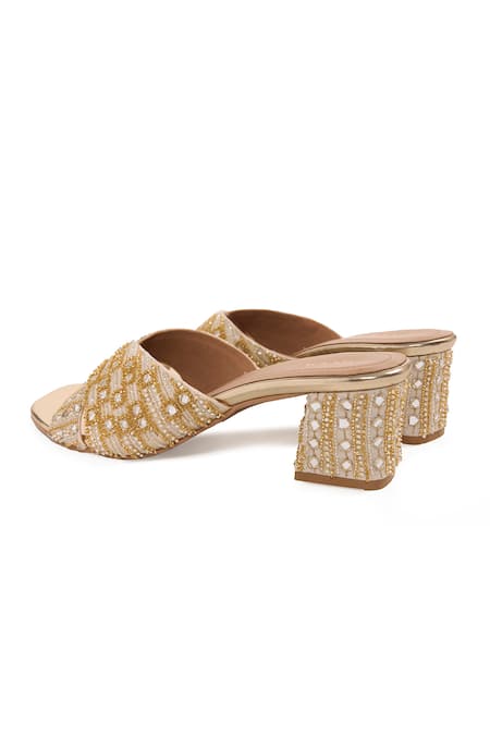 Anaar_Off White Zari, Pearls, Mirrors, Sequins, Wabi Embellished Heels _Online_at_Aza_Fashions