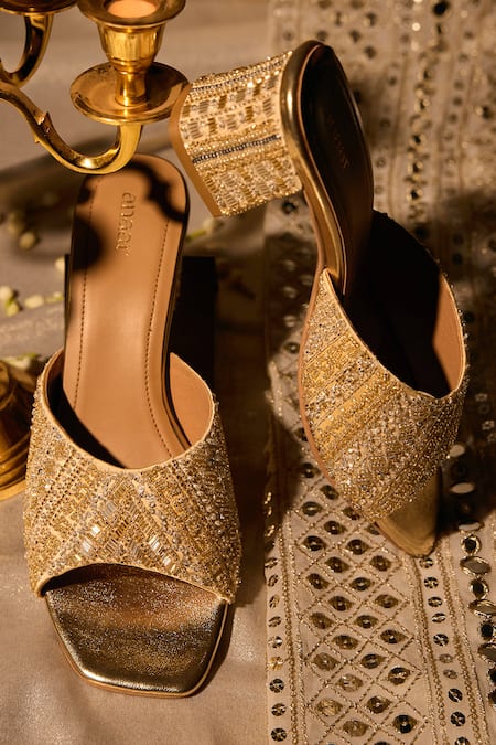 Anaar Last Twirl Block Heels 