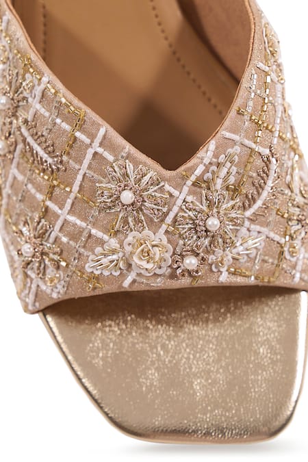Shop_Anaar_Gold Pearls, Sequins, Gota Patti, Beads, Roman Empire Floral Pattern Block Heels 