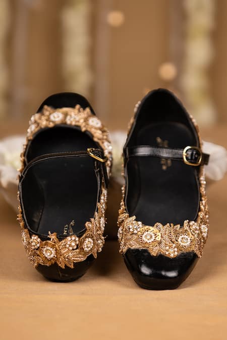 5elements_Black Vritika Mary Janes Juttis _at_Aza_Fashions