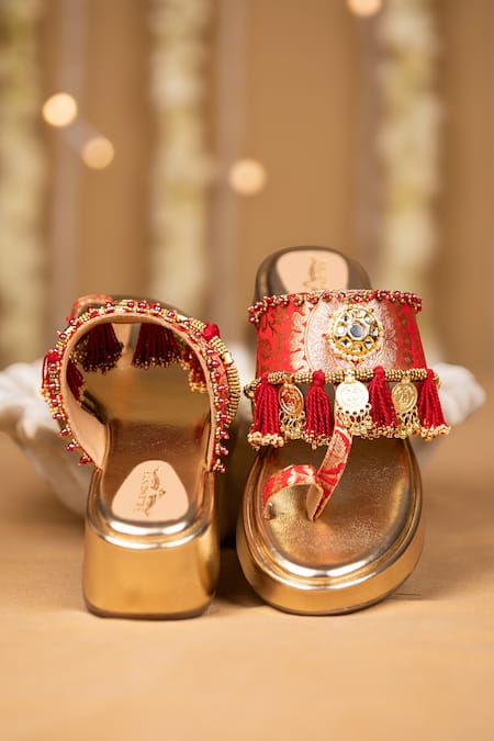 5elements_Gold Tassels, Mirrors, Beads Nivara Brocade Work Wedges _at_Aza_Fashions