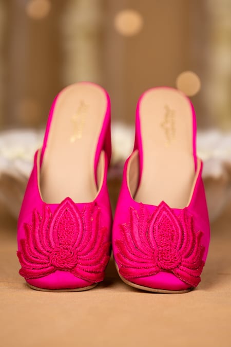 5elements Amira Lotus Embroidered Mule Heels 