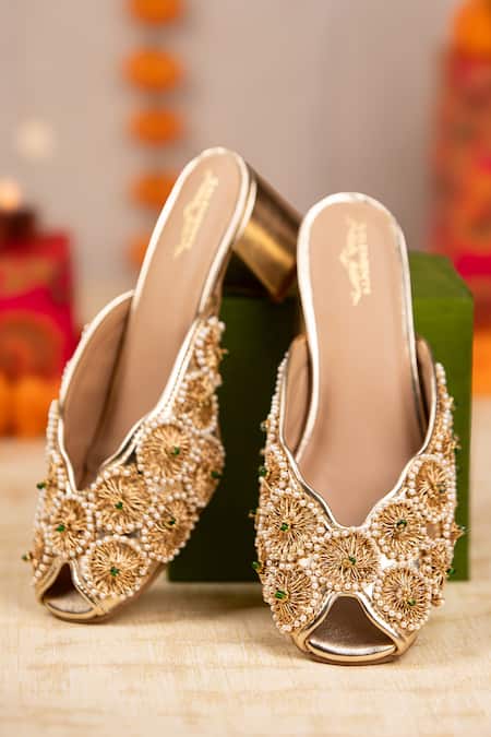5elements Anvaya Floral Embroidered Heels 