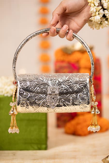 5elements Urvi Engraved Handbag 