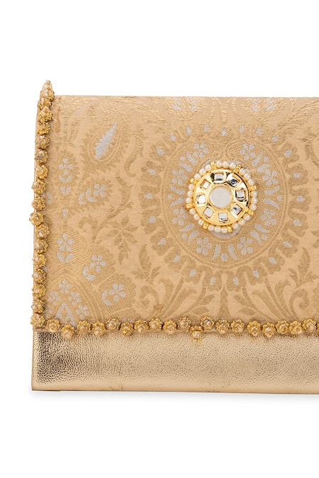 Buy 5elements Peach Beads, Pearls, Mirrors Aarna Brocade Paisley Motif Clutch Bag With Sling Buy_5elements_Peach Beads, Pearls, Mirrors Aarna Brocade Paisley Motif Clutch Bag With Sling