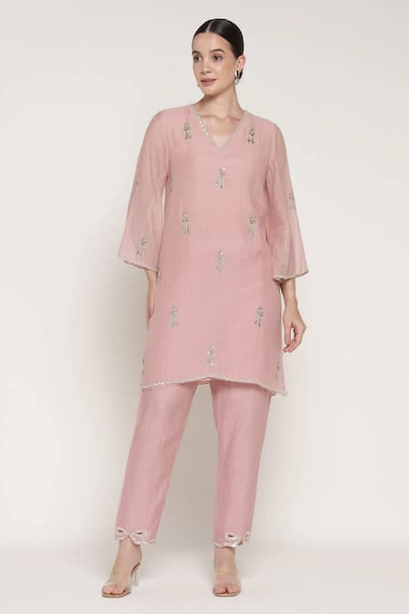 Summer By Priyanka Gupta Bell Bow Kurta & Pant Co-ord Set 