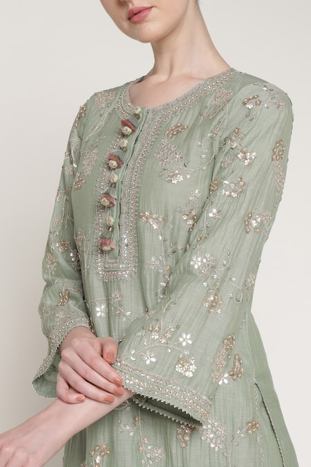Buy Summer By Priyanka Gupta Green Chanderi Embroidery, Sequins, Gota Patti, Vrinda Jaal Work Kurta Set Buy_Summer By Priyanka Gupta_Green Chanderi Embroidery, Sequins, Gota Patti, Vrinda Jaal Work Kurta Set