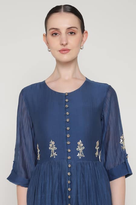 Shop_Summer By Priyanka Gupta_Blue Chanderi Embroidery Round Neck Noor E Tiered Dress 