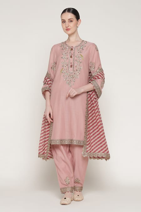 Summer By Priyanka Gupta Noor E Summer Embroidered Kurta Set 