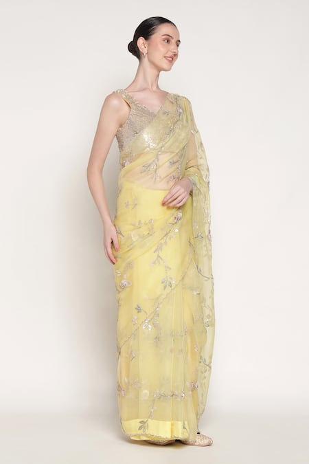 Buy_Summer By Priyanka Gupta_Yellow Silk Organza Embroidery, Sequins V-neck Buttercup Saree With Blouse _Online_at_Aza_Fashions