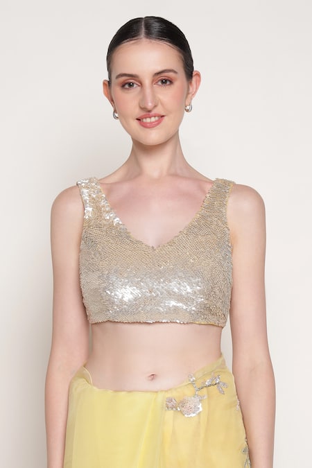 Buy_Summer By Priyanka Gupta_Yellow Silk Organza Embroidery, Sequins V-neck Buttercup Saree With Blouse 