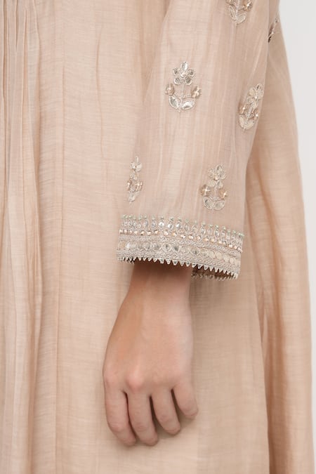 Shop_Summer By Priyanka Gupta_Beige Chanderi Gota Patti, Sequins, Embroidery, Metallic Vrinda Yoke Kurta Set _Online_at_Aza_Fashions