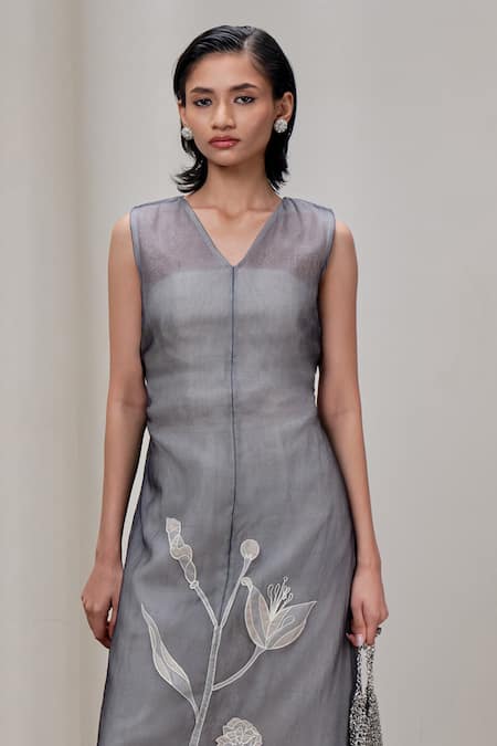 The Right Cut_Grey Organza Embroidery V-neck Stemline Floral Applique Midi Dress _Online_at_Aza_Fashions