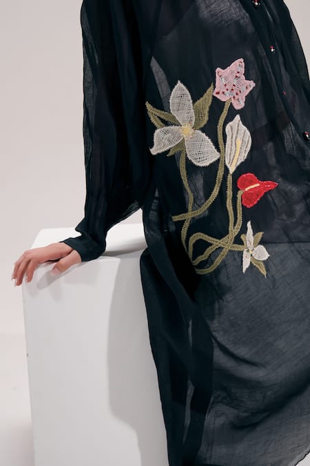 Buy_The Right Cut_Black Chanderi Embroidery, Metallic Thread Collared Floral Asymmetric Shirt 