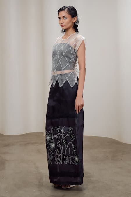The Right Cut_Off White Organza Embroidery, Metallic Thread Symmetry Blanc Geometric Top _Online_at_Aza_Fashions