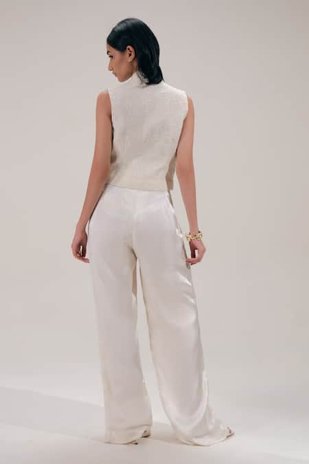 The Right Cut Chanderi Embroidered Sleeveless Blouse 