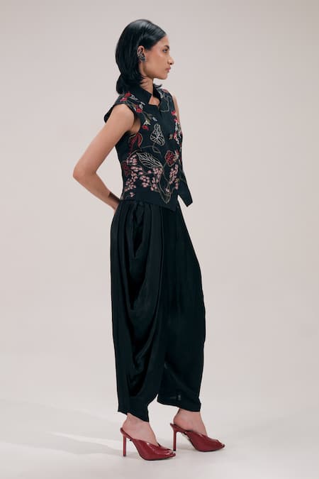 Buy The Right Cut Black Chanderi Embroidery Split V-neck, Collared Eden Waist Blouse Online at Aza Fashions Buy_The Right Cut_Black Chanderi Embroidery Split V-neck, Collared Eden Waist Blouse _Online_at_Aza_Fashions