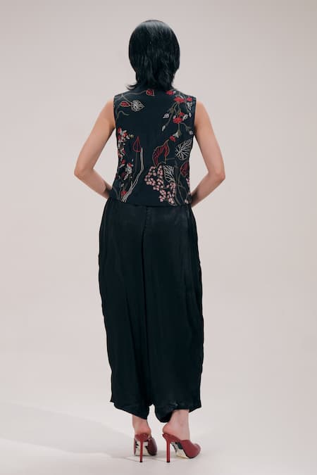 The Right Cut Eden Waist Embroidered Chanderi Blouse 