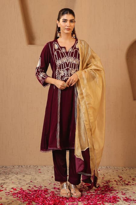 Nero India Gota Work Yoke Anarkali & Pant Set 