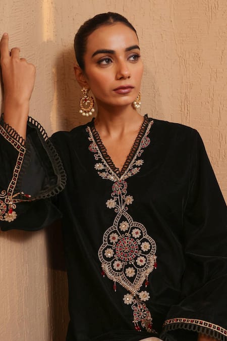 Shop_Nero India_Black Velvet Embroidery, Beads V-neck Dori Kurta And Narrow Pant Set 