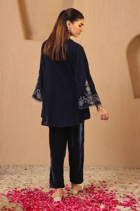 Nero India Zari Work Tunic & Narrow Pant Set 