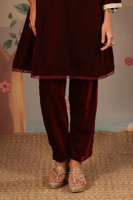 Buy_Nero India_Maroon Velvet Beads, Embroidery, Petal Floral Beaded Tunic And Narrow Pants _Online_at_Aza_Fashions