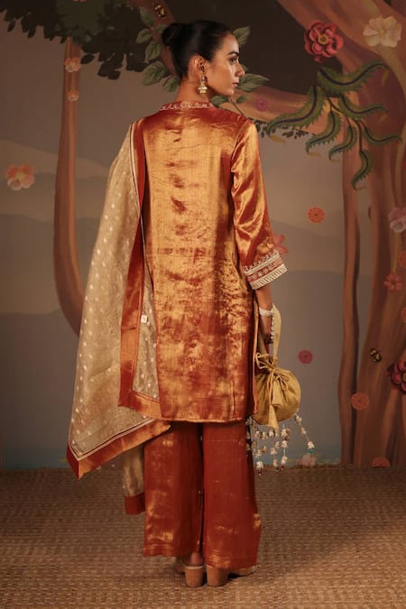 Nero India Zari Applique Embroidered Tissue Kurta & Pants 