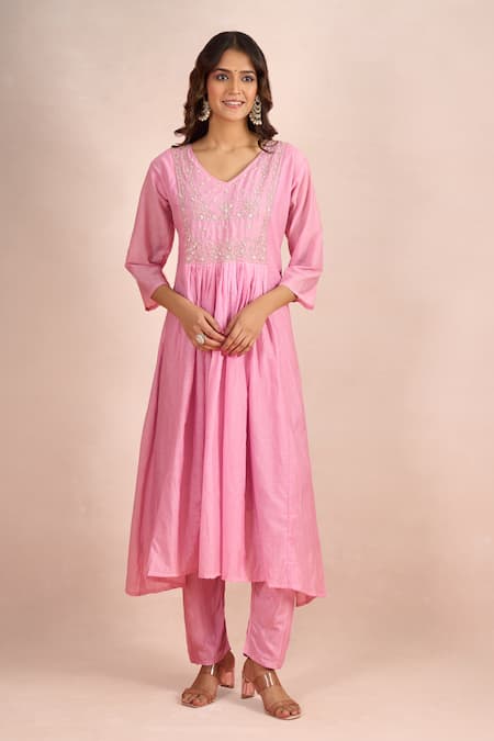 Buy Samyukta Singhania Pink Embroidery, Sequins, Metallic Thread V-neck Floral Yoke Kurta Set Online at Aza Fashions Buy_Samyukta Singhania_Pink Embroidery, Sequins, Metallic Thread V-neck Floral Yoke Kurta Set _Online_at_Aza_Fashions
