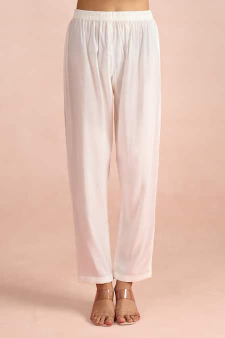 Shop Samyukta Singhania Ivory Embroidery V-neck Paisley Yoke Kurta Set Online at Aza Fashions Shop_Samyukta Singhania_Ivory Embroidery V-neck Paisley Yoke Kurta Set _Online_at_Aza_Fashions