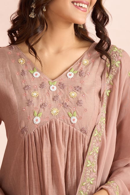 Samyukta Singhania Brown Embroidery V-neck Placed Floret Kurta Set at Aza Fashions Samyukta Singhania_Brown Embroidery V-neck Placed Floret Kurta Set _at_Aza_Fashions