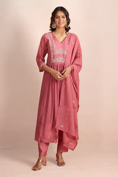 Samyukta Singhania Front Pleated Embroidered Yoke Kurta Set 
