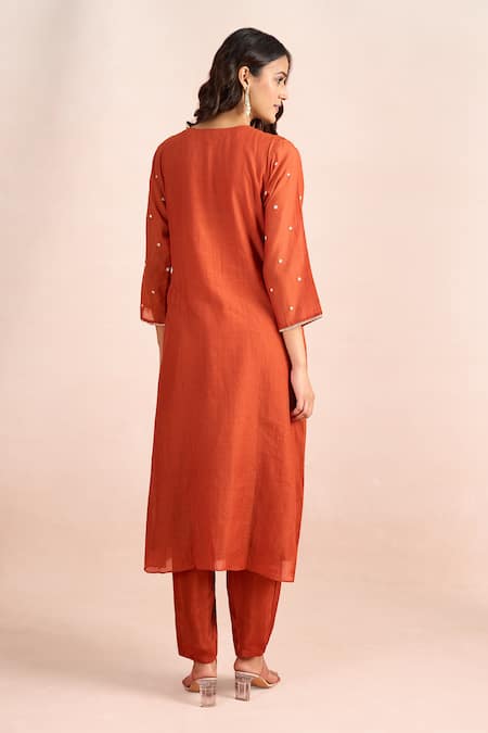 Samyukta Singhania Floral Embroidered Yoke Kurta Set 