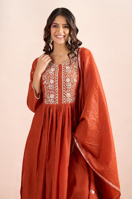 Buy_Samyukta Singhania_Orange Embroidery, Tassels Round Neck Floral Yoke Kurta Set _Online_at_Aza_Fashions