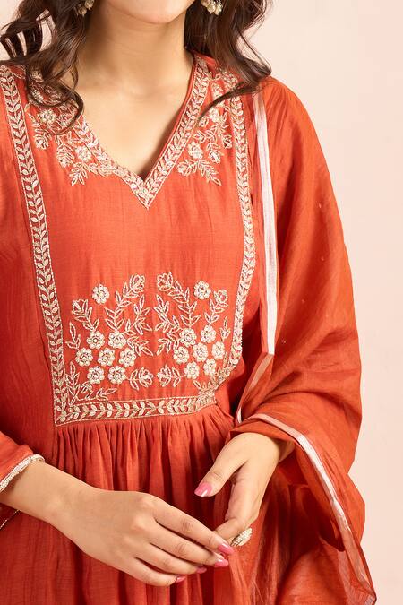 Shop_Samyukta Singhania_Orange Embroidery, Sequins, Zari V-neck Yoke Front Gathered Kurta Set _Online_at_Aza_Fashions