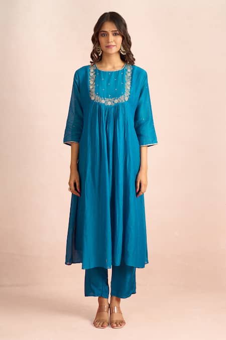 Buy_Samyukta Singhania_Blue Embroidery, Sequins, Stones Round Neck Floral Yoke Kurta Set _Online_at_Aza_Fashions