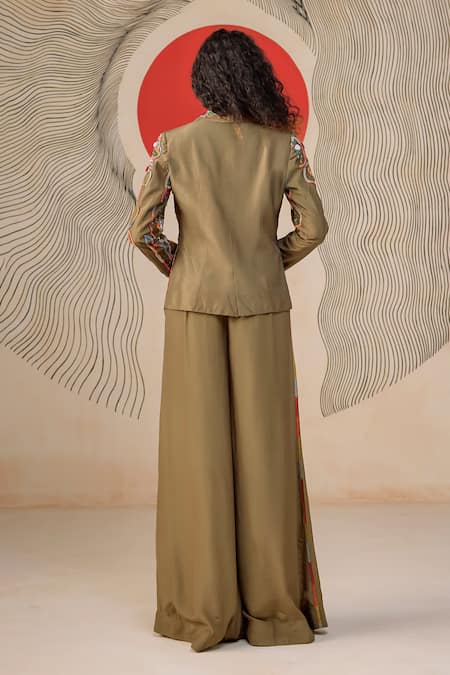 Rishi And Soujit Thread Embroidered Blazer & Pant Set 