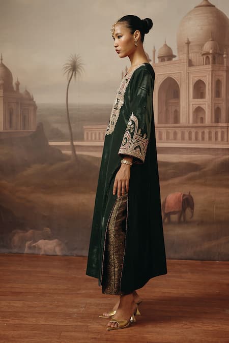 Sabe_Green Velvet Zari, Pearls, Sequins, Embroidery Split Afsana Kurta And Pant Set _Online_at_Aza_Fashions
