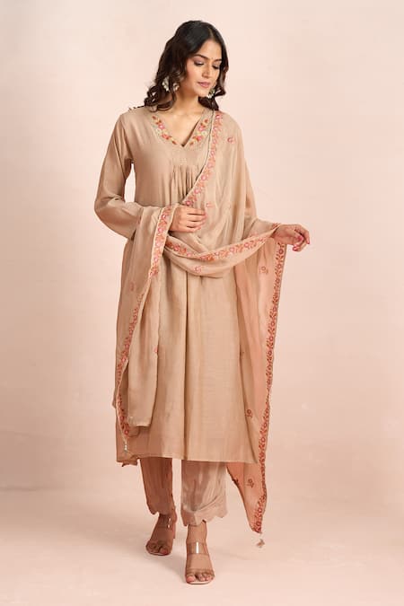 Buy Samyukta Singhania Brown Embroidery Split V-neck Placed Mul Kurta Set Online at Aza Fashions Buy_Samyukta Singhania_Brown Embroidery Split V-neck Placed Mul Kurta Set _Online_at_Aza_Fashions