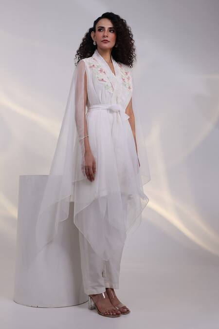 Buy_Smriti By Anju Agarwal_Off White Silk Beads, Applique V-neck Floral Nyra Cape Kurta Set _Online_at_Aza_Fashions
