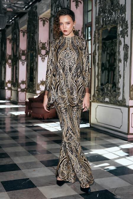 Buy_Dash And Dot_Black Polyester Embroidery, Sequins, Metallic Thread Round Neck Gold Top _Online_at_Aza_Fashions