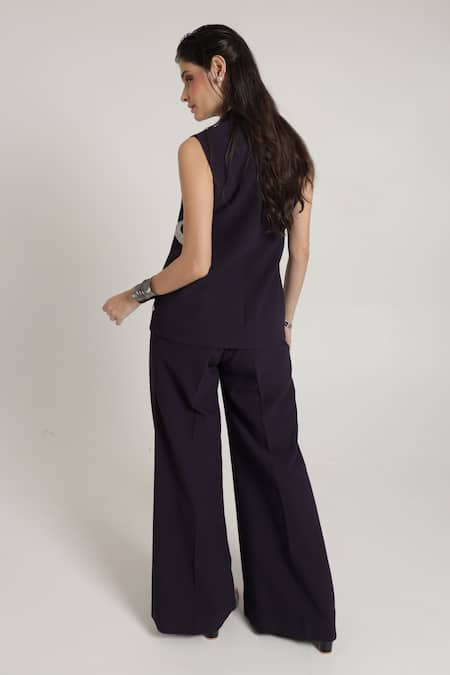 Shagufta Zardozi Embroidered Sleeveless Jacket Pant Set 