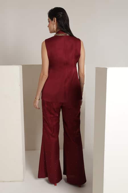 Shagufta Rose Embroidered Sleeveless Jacket Pant Set 