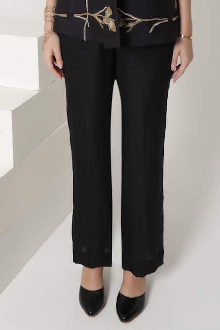 Shagufta_Black Silk Embroidery V-neck Sleeveless Floral Jacket Pant Set _Online_at_Aza_Fashions