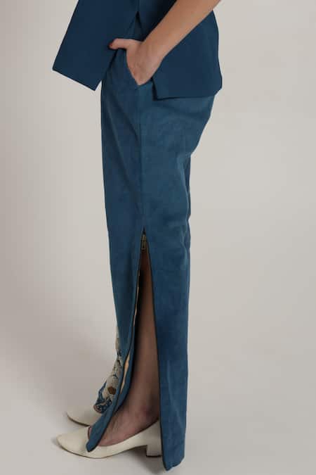 Buy_Shagufta_Blue Georgette, Corduroy Embroidery, Beads, Zari Halter Floral Top And Pant Set _Online_at_Aza_Fashions