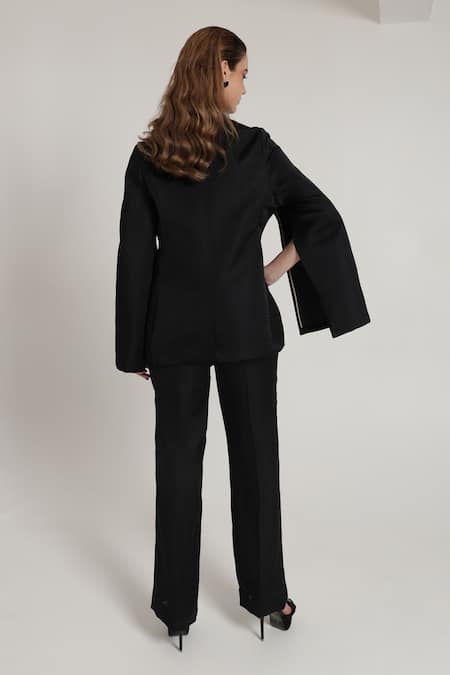 Shagufta Embroidered Cape Sleeve Blazer & Pant Set 