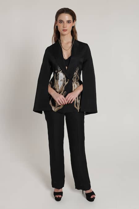 Shagufta Embroidered Cape Sleeve Blazer & Pant Set 