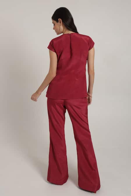 Shagufta Leaf Motif Top & Pant Set 